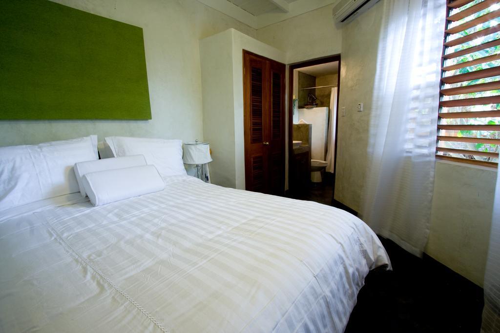 Villas Sur Mer Negril Bagian luar foto