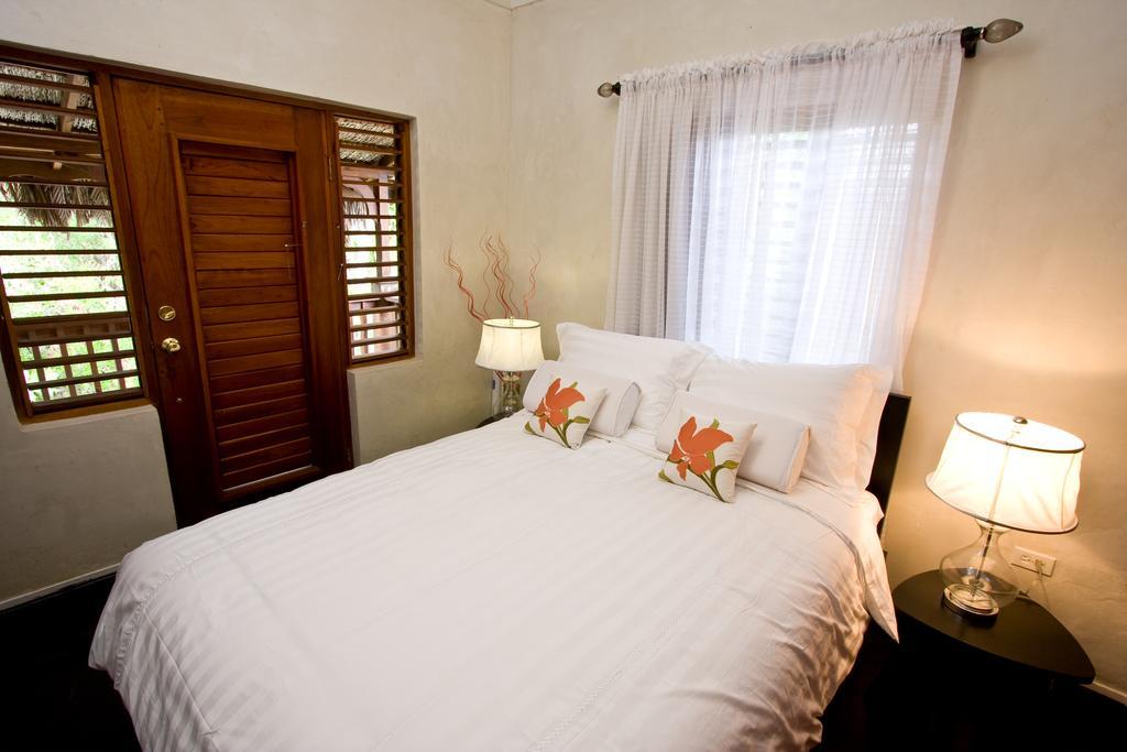 Villas Sur Mer Negril Bagian luar foto