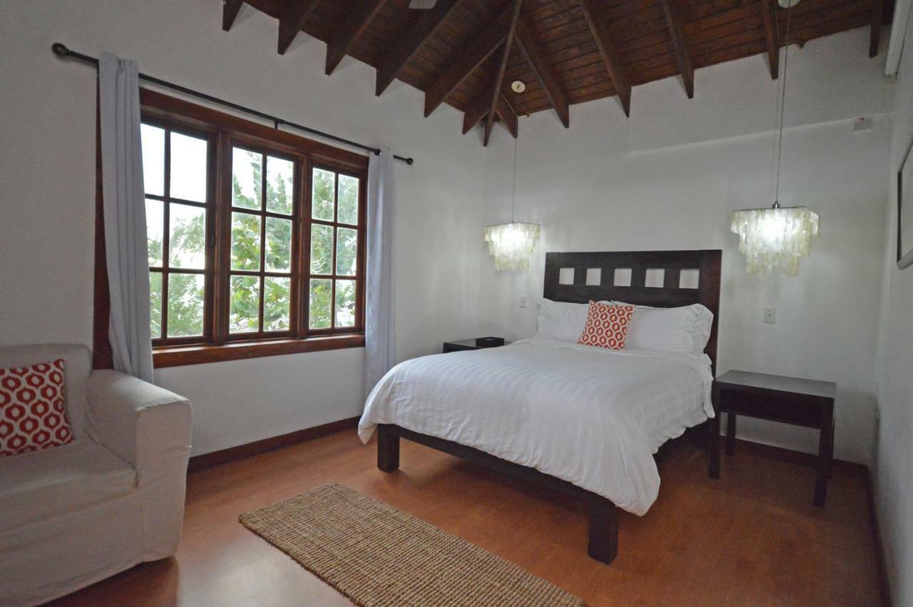 Villas Sur Mer Negril Bagian luar foto