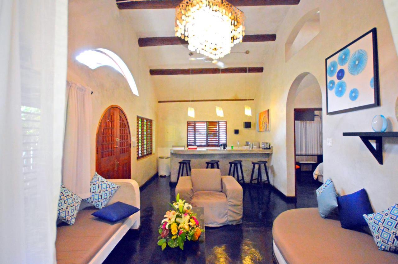 Villas Sur Mer Negril Bagian luar foto